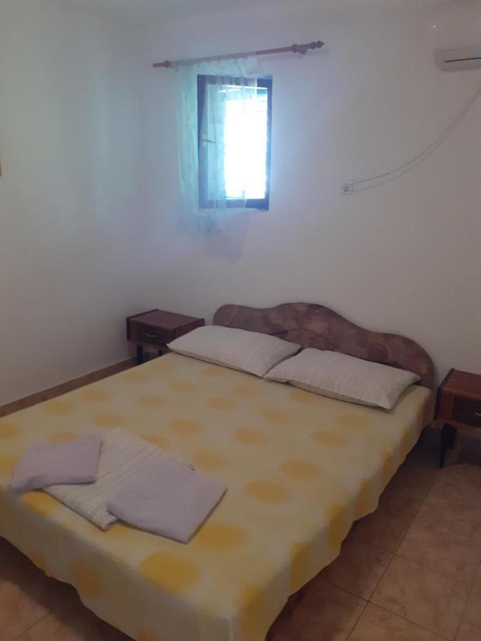 Apartments Mara Bela Карлобаг Экстерьер фото