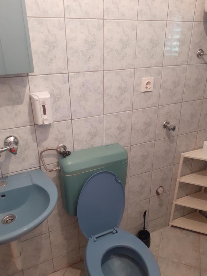 Apartments Mara Bela Карлобаг Экстерьер фото