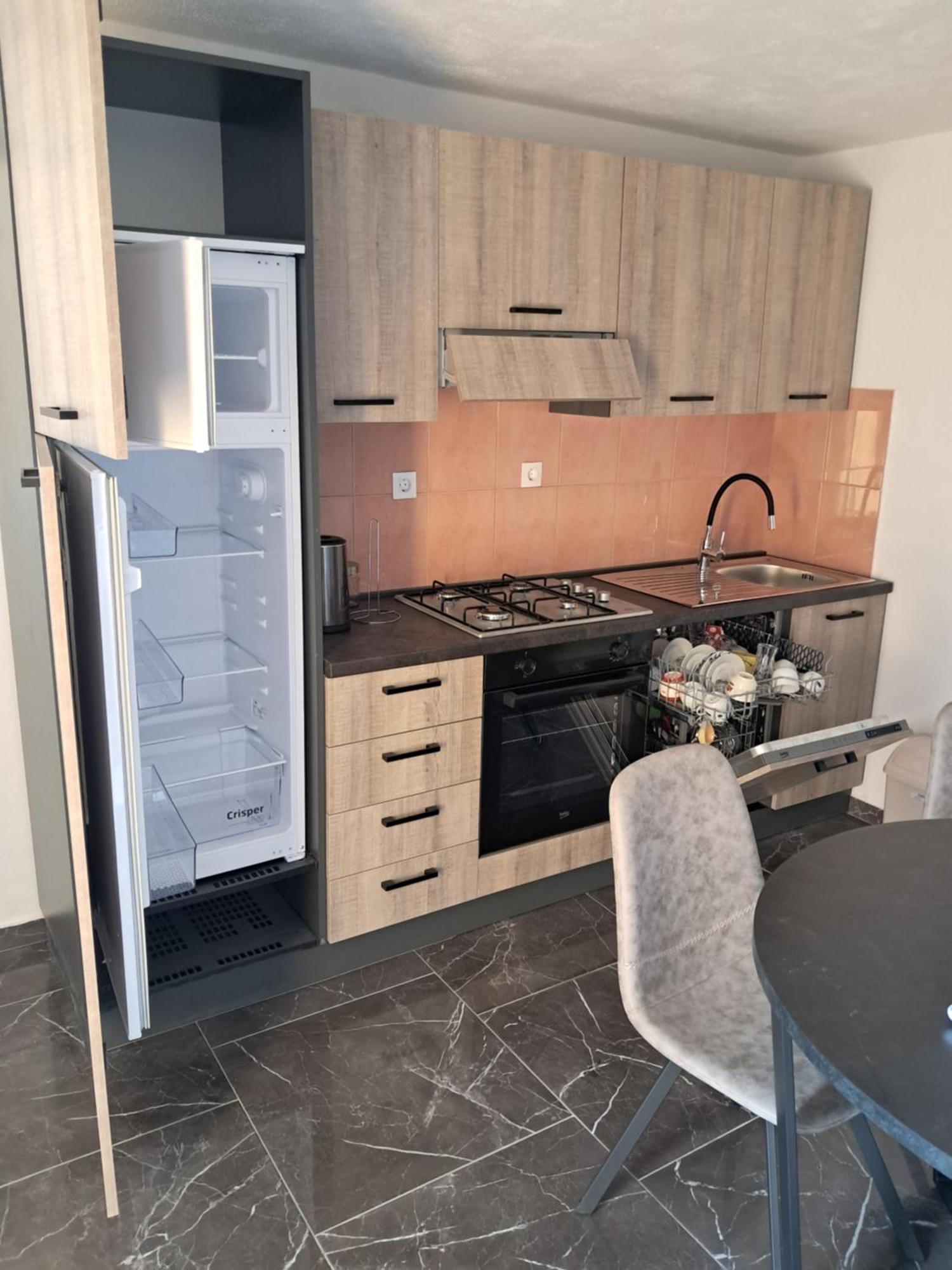 Apartments Mara Bela Карлобаг Экстерьер фото