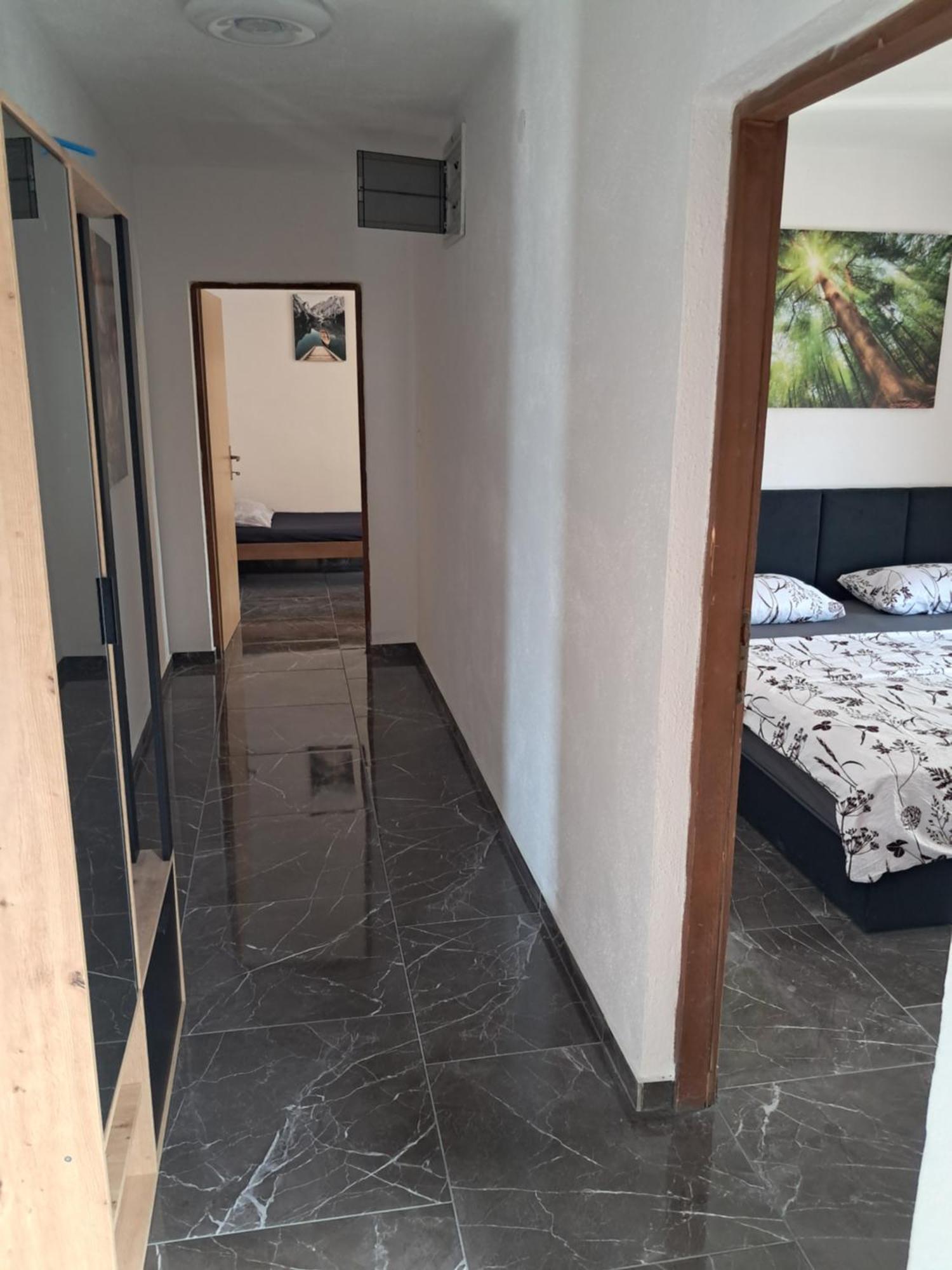Apartments Mara Bela Карлобаг Экстерьер фото